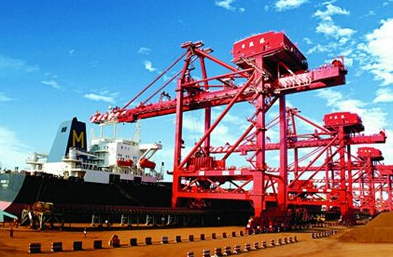 為何寧波國際物流服裝進口通關一定要重視“快”？
