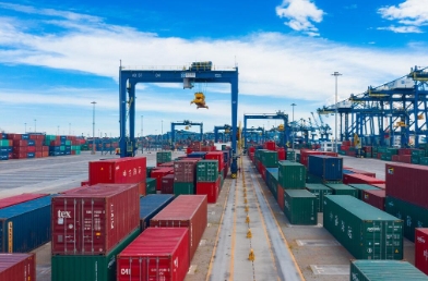 寧波貨運(yùn)公司將繼續(xù)以更加開放、包容的姿態(tài)，迎接每一個挑戰(zhàn)與機(jī)遇